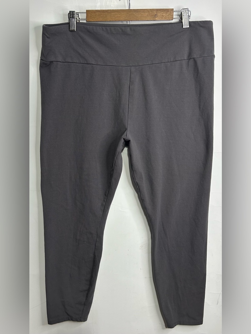 Zuda Grey Leggings 1X
